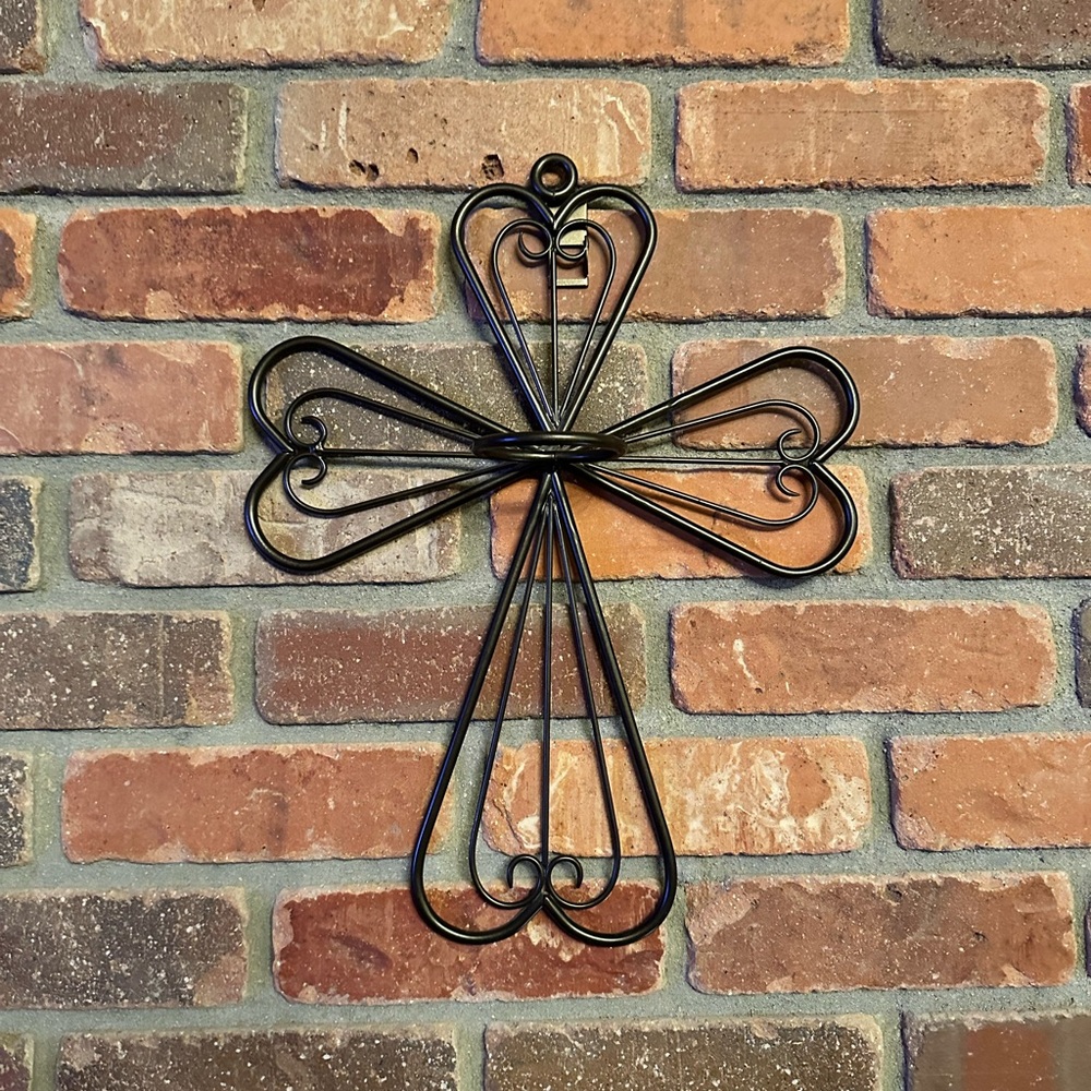 Partylite Elegant Black Metal Wall Cross Decor
